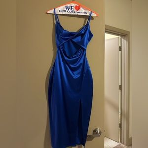 * Windsor 
* S
* Royal blue 
* Satin